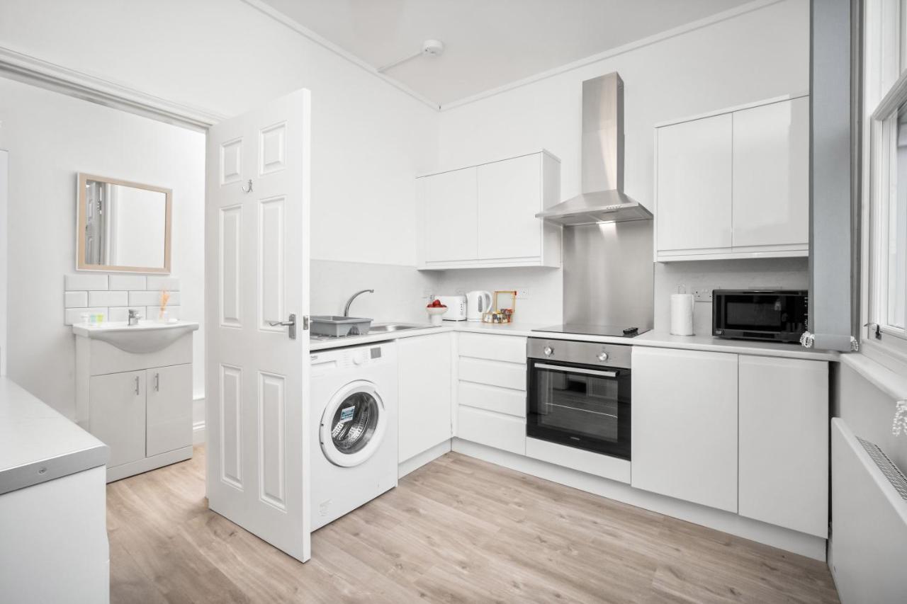 Beautiful Waterside Apartment - Parking - Perry Barr - Top Rated Birmingam Exterior foto